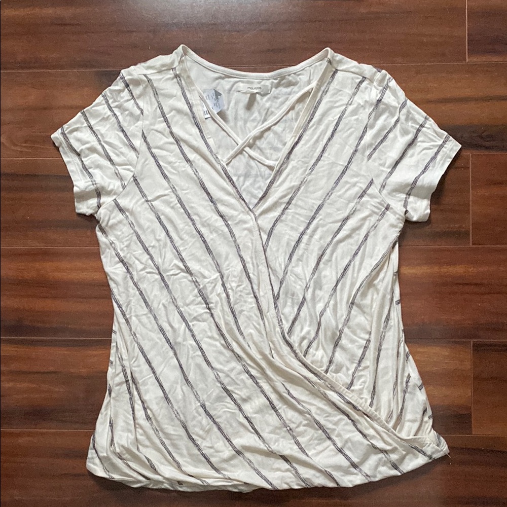 Maurices Striped Cream Wrap Top with bubble hem sz m nwt’s
